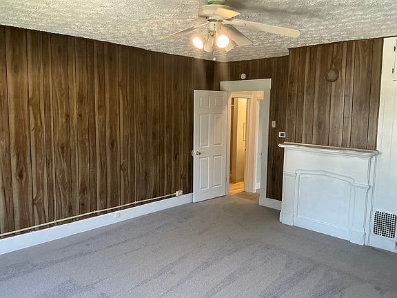 4th image of 301 S 9th St #1/2