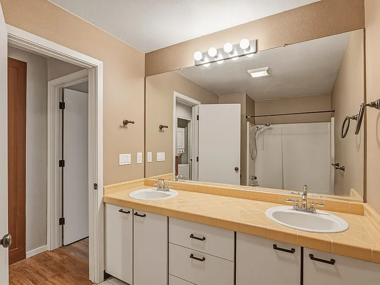 8540 SW Curry Dr #B — Photo 15