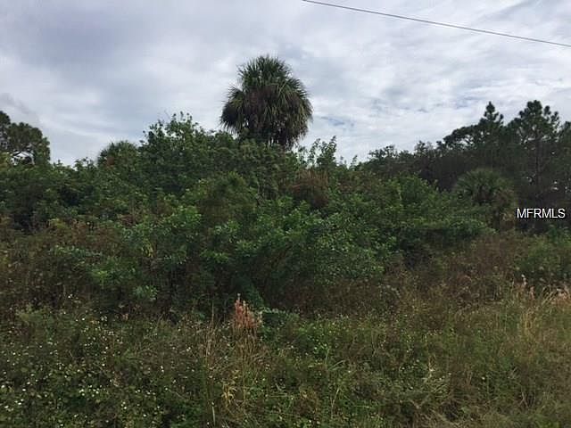 2nd image of 484 Biscayne Dr