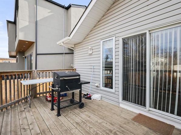 610 S 24th Ave NW, Calgary, AB T2M 1X5