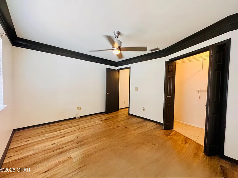 916 Cobia Dr — Photo 28