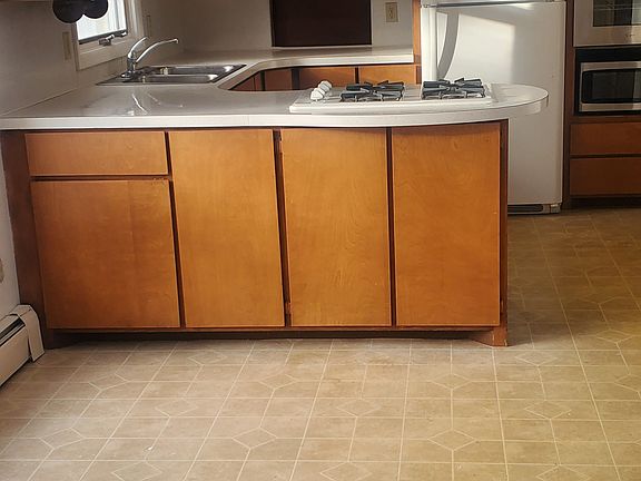 5th image of 2074 108th Ave