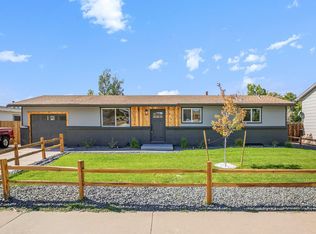 1067 Norfolk St, Aurora, CO 80011