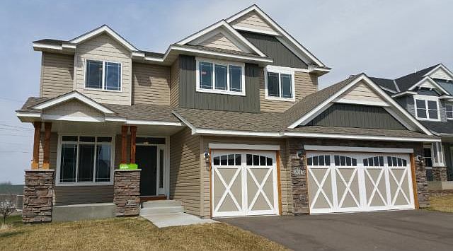 1st image of 2015 Red Oak Ln