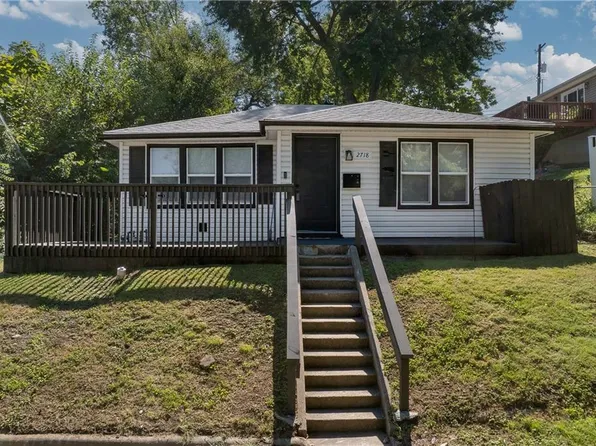2718 Mary St, Saint Joseph, MO 64507