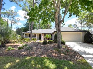 6827 SW 84th St, Gainesville, FL 32608
