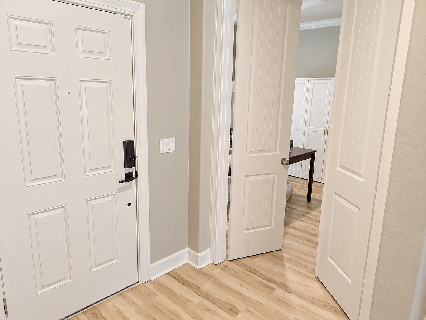 4 bed, 3544 sqft, $4,250 — Photo 3