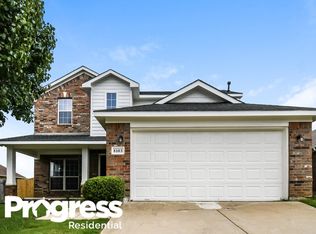 8103 Guadalupe Rd, Arlington, TX 76002