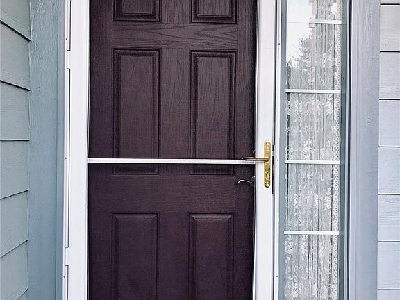 5th image of 7825 Black Walnut Dr