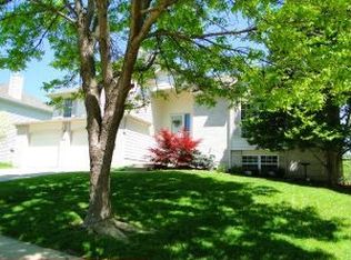4005 Continental Ct, Columbia, MO 65203