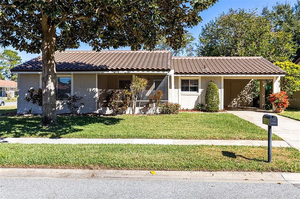 マカろーん 5331 Maize St, Orlando, FL 32821 | Zillow