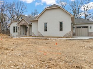 6604 W Stonebrook Dr, Edwards, IL