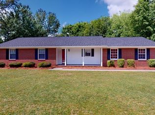 820 Bay Springs Dr, Sumter, SC 29154