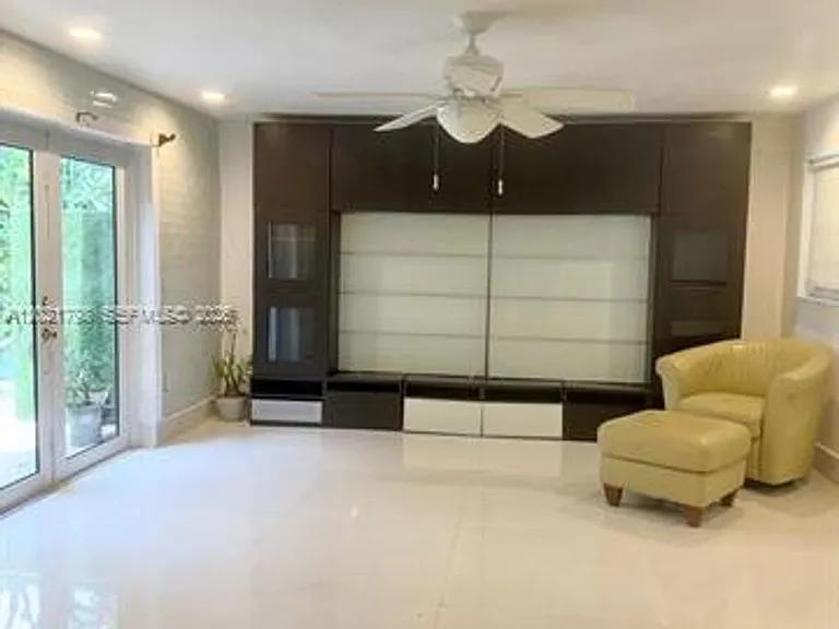 8909 SW 108th Circle Ct #8909 — Photo 28