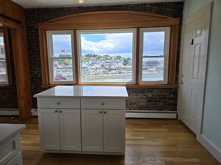 235 Washington Ave #5 — Photo 6