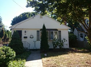 87 Eastwood Cir, West Roxbury, MA 02132
