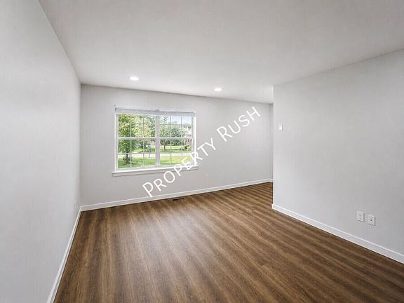 4th image of 7750 Nautical Way #7750