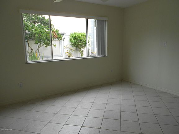 5th image of 328 Beach Park Ln #328