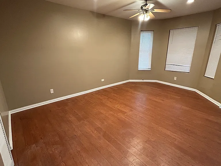 6218 S Indiana Ave #1A — Photo 5