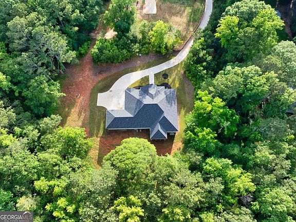 2nd image of 338 Mount Zion Rd
