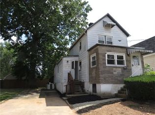 82 Linden St, Fords, NJ 08863