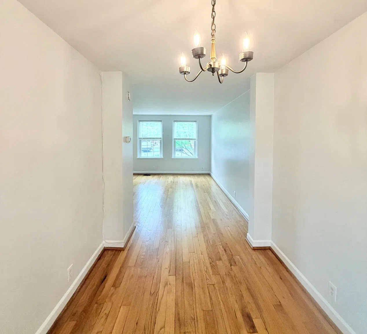 1 bed, 2.0 bath, 900 sqft, $2,550 — Photo 4