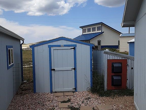 Wood/storage shed