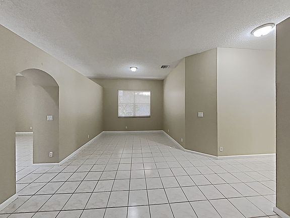 3rd image of 1531 SW 187th Ter