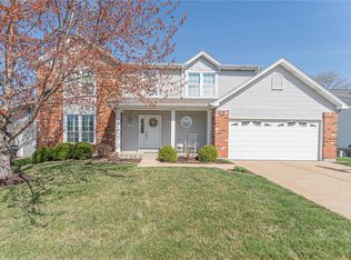 5731 Westcliffe Dr, Saint Louis, MO 63129