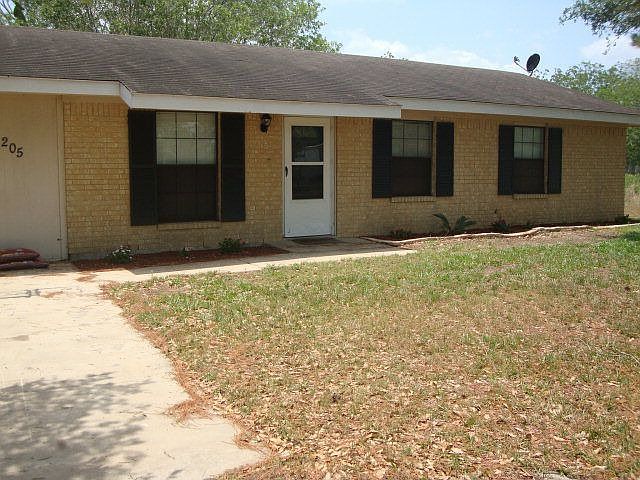 1st image of 205 McCormick Dr