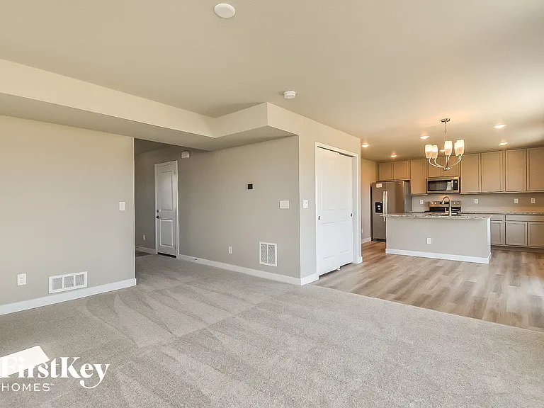 10718 Luneth Dr — Photo 3