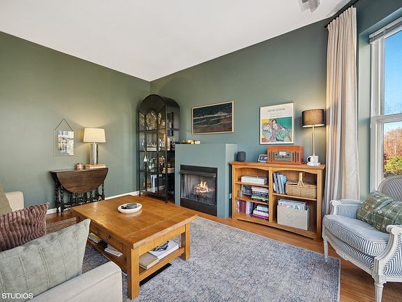 4th image of 5248 N Winthrop Ave #3N