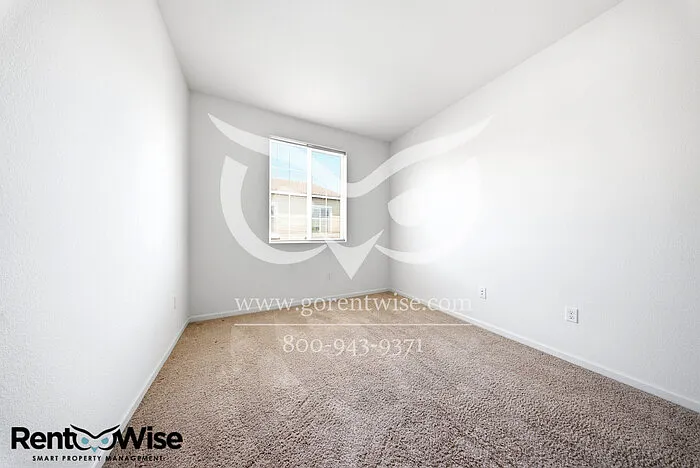 1583 Sylvia St — Photo 9