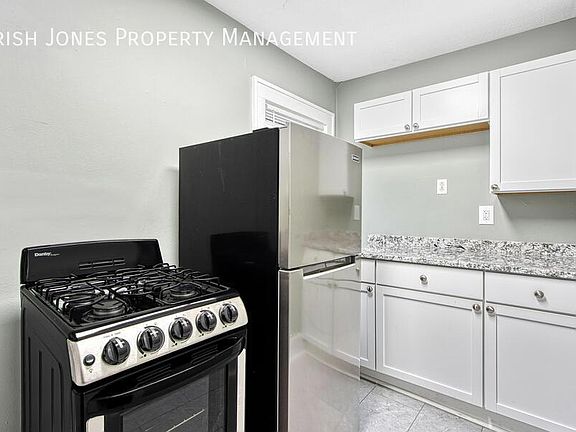 4th image of 62 Park St APT 3