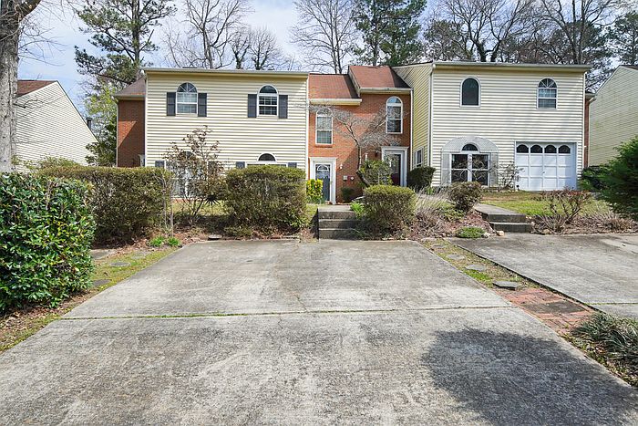 1st image of 652 Coventry Township Ln