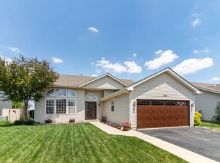 2905 Bloomfield Dr, Joliet, IL 60436