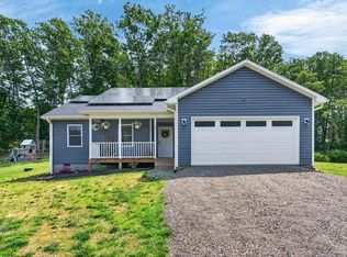 192 Lonesome Dove Dr, Woodlawn, VA 24381