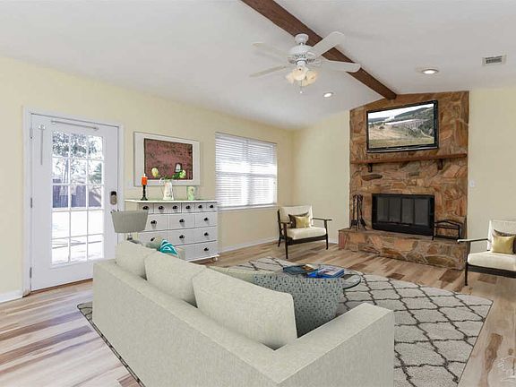 4th image of 4701 Pebble Creek Dr