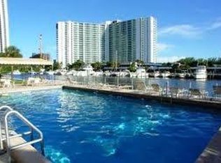 220 Kings Point Dr APT 107, Sunny Isles Beach, FL 33160
