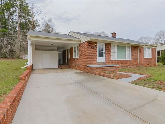 2nd image of 108 Camellia Dr