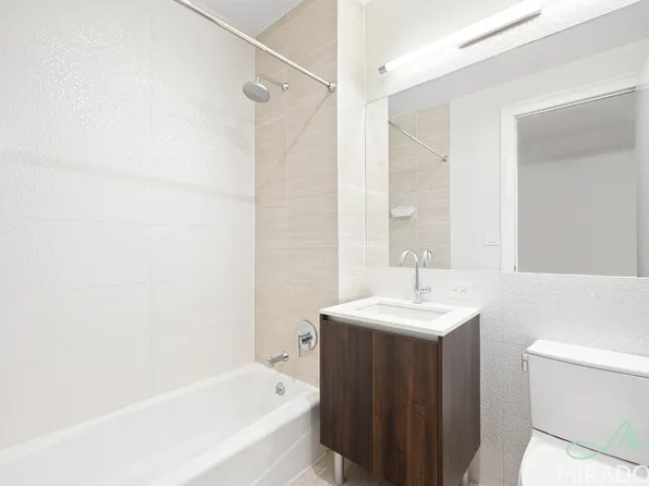 15 Park Row image 5 of 15