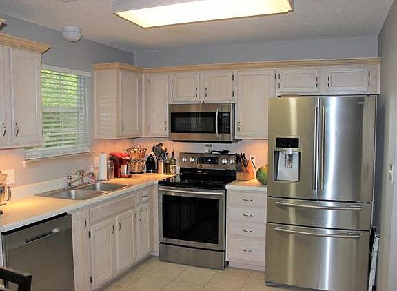 5th image of 5572 NW Sunrise Meadow Ln #62D