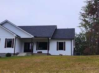 324 W Meadow Creek Rd, Monterey, TN 38574