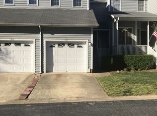 8260 Hempshire Pl APT 105, Raleigh, NC 27613