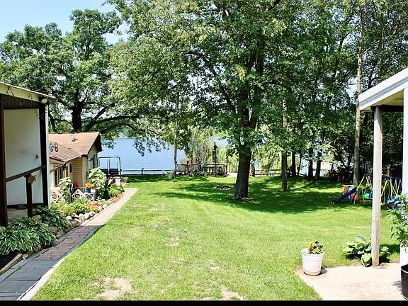 2nd image of 13723 Carefree Dr