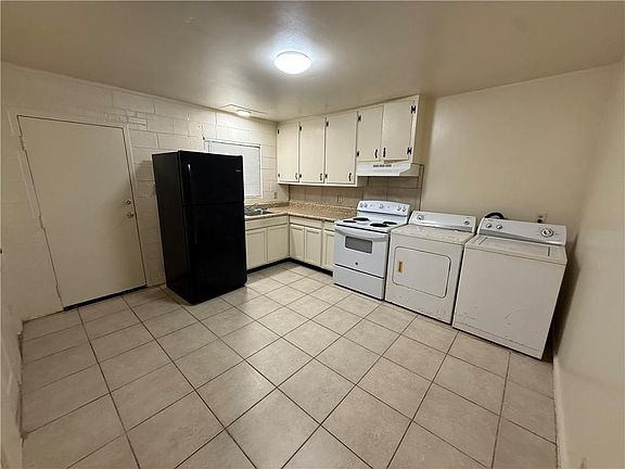 5th image of 728 Bankhead Pl