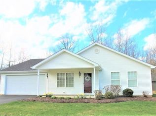 350 Nantucket Dr #5, Geneva, OH 44041