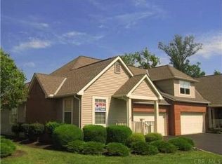 6972 Greensview Village Dr, Canal Winchester, OH 43110