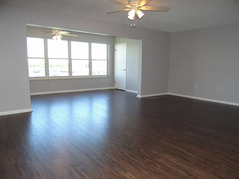 6025 Shore Blvd S #604 — Photo 6