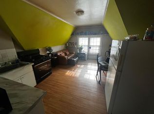 1815 N Oakland Ave #3, Milwaukee, WI 53202